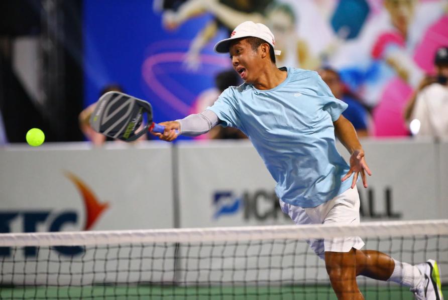 Quang Dương có lối chơi đa dạng và chiến thuật tốt