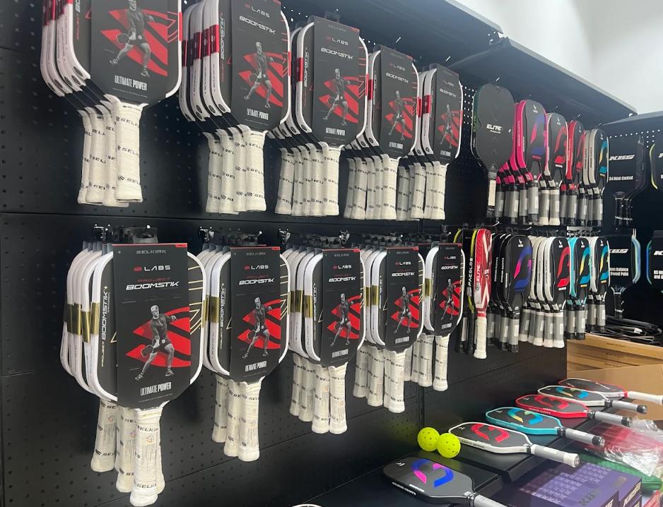 Các sản phẩm vợt cao cấp, được ưa chuộng tại Mipik