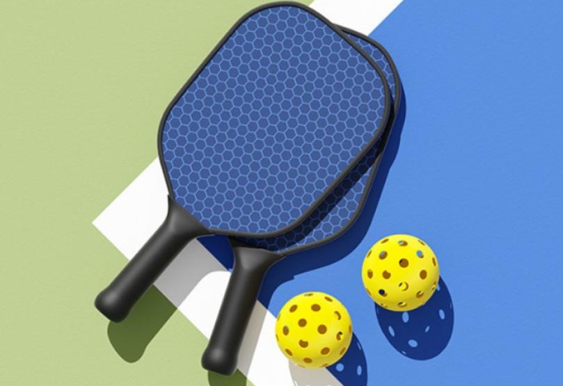 Vợt pickleball là thiết bị chuyên dụng dùng trong môn thể thao pickleball