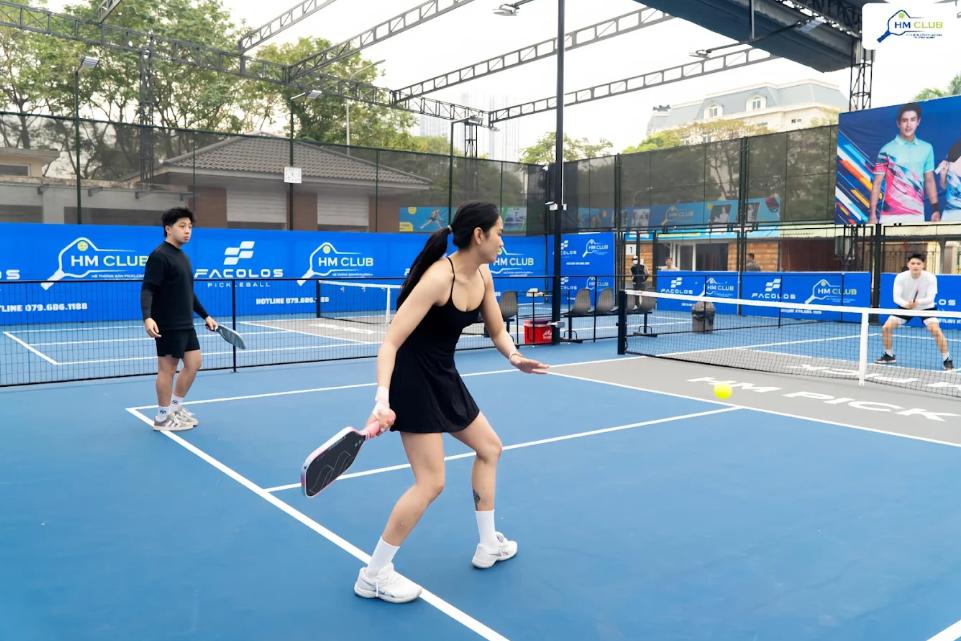 Sân Etennis & Pickleball Viet Hoàng Mai